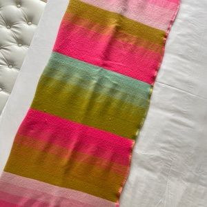 SCHOLTEN & BAIJINGS – DARK PINK THROW BLANKET